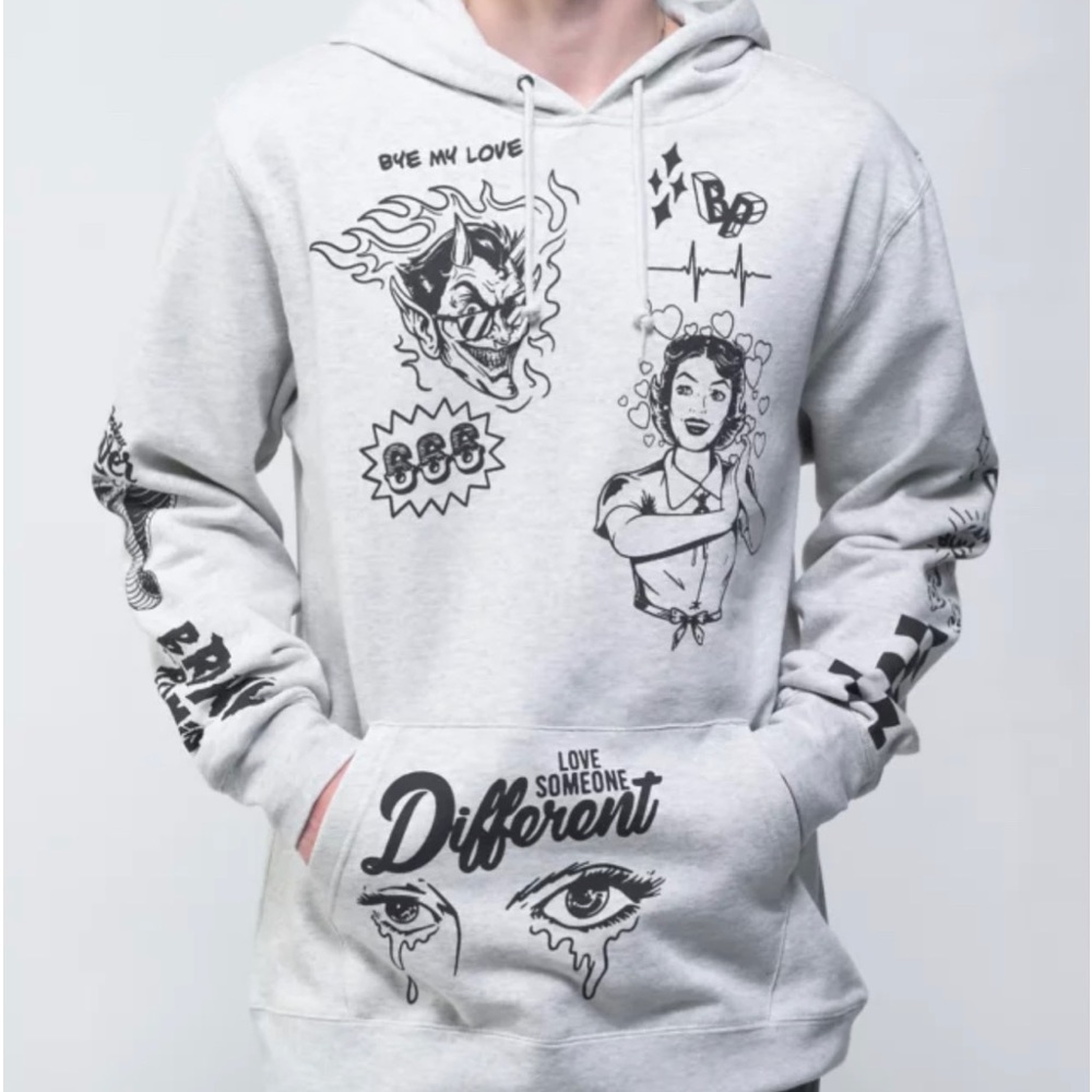 Broken Promises large hoodie with no tears or nothing. Never worn